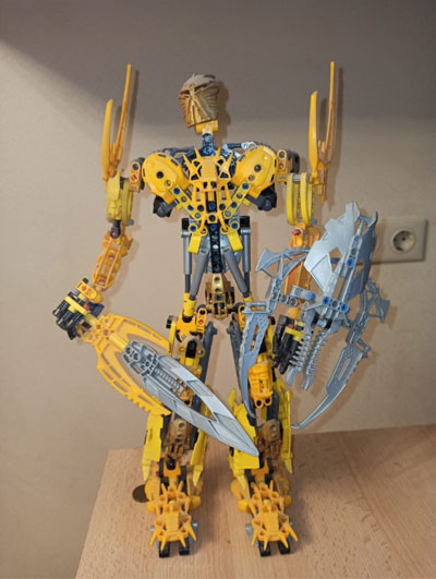  8998 Bionicle
