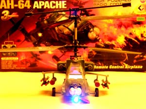  Apache AH-64.        .