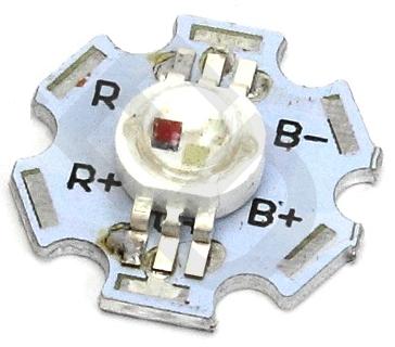 D192. Мощный RGB светодиод 3 Вт в корпусе типа emitter на радиаторе