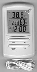 Цифровой термометр TM-898A  Позволяет измерить температуру в диапазоне -10...+50C в комнате и от -50 до +70 на улице Три строки:часы, внешняя температура, внутренняя температура.