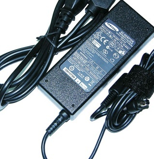   SAMSUNG 19V 4.74A DC:5.0*3.0pin