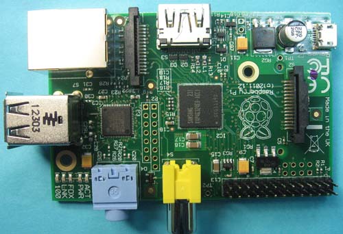      Raspberry Pi Model B 512Mb