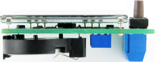 Вид на EK-SVL0005 – Монитор сетевого напряжения сбоку