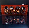 Часы на газоразрядных лампах: Nixie clock часы на газоразрядных индикаторах ИН-12 из красного дерева