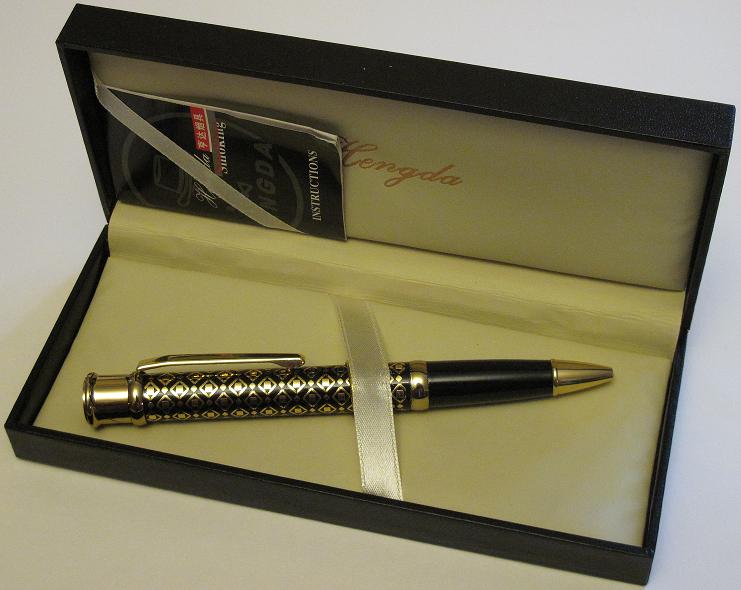 Hengda HD-584. Сувенирная шариковая ручка со встроенной зажигалкой